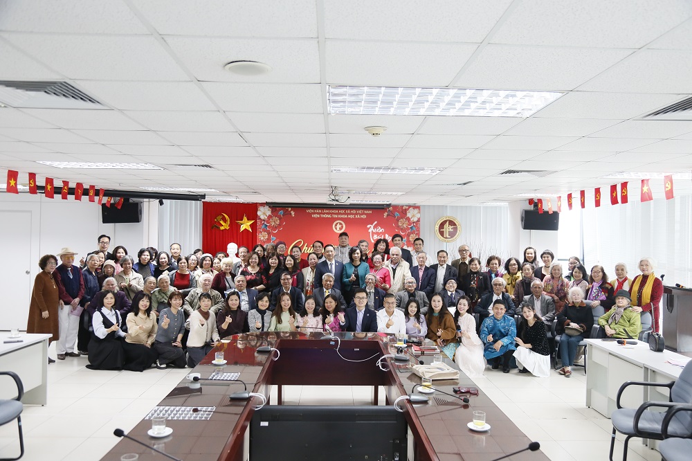 Chương trình gặp mặt, tri ân cựu viên chức, người lao động của Viện Thông tin Khoa học xã hội